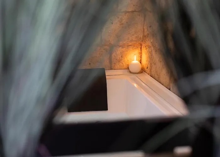 Dama Luxury Room Con Jacuzzi